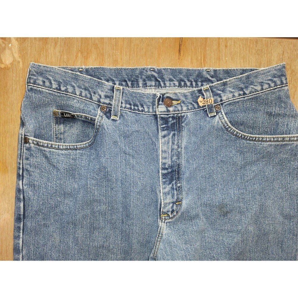 VTG 90s Lee Jeans Men 36x31 205-5540 Relaxed Blue Denim Made in USA Distressed - Picture 9 of 10